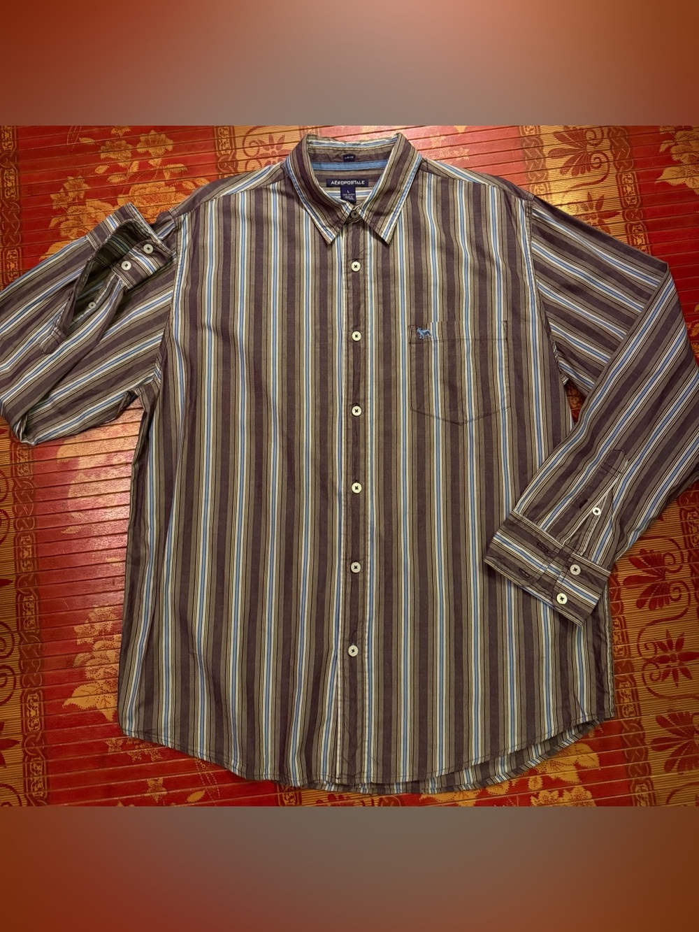 Aeropostale eggplant stripes 100%cotton button down size Large excellent conditi